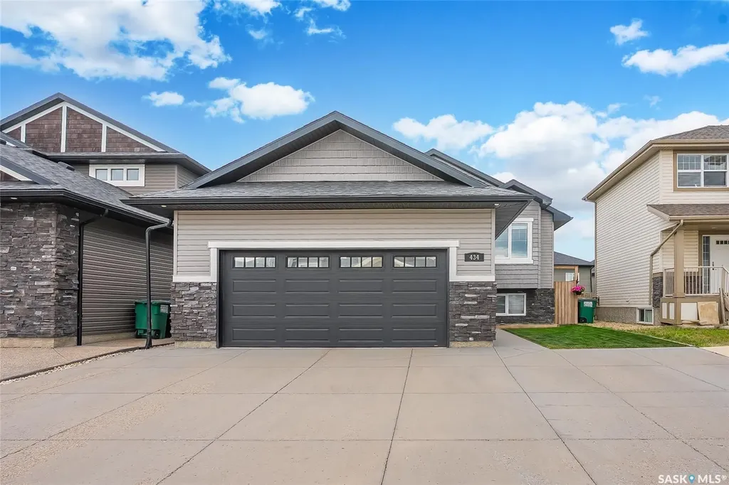 434 Langlois Way Saskatoon SK S7T 0S8