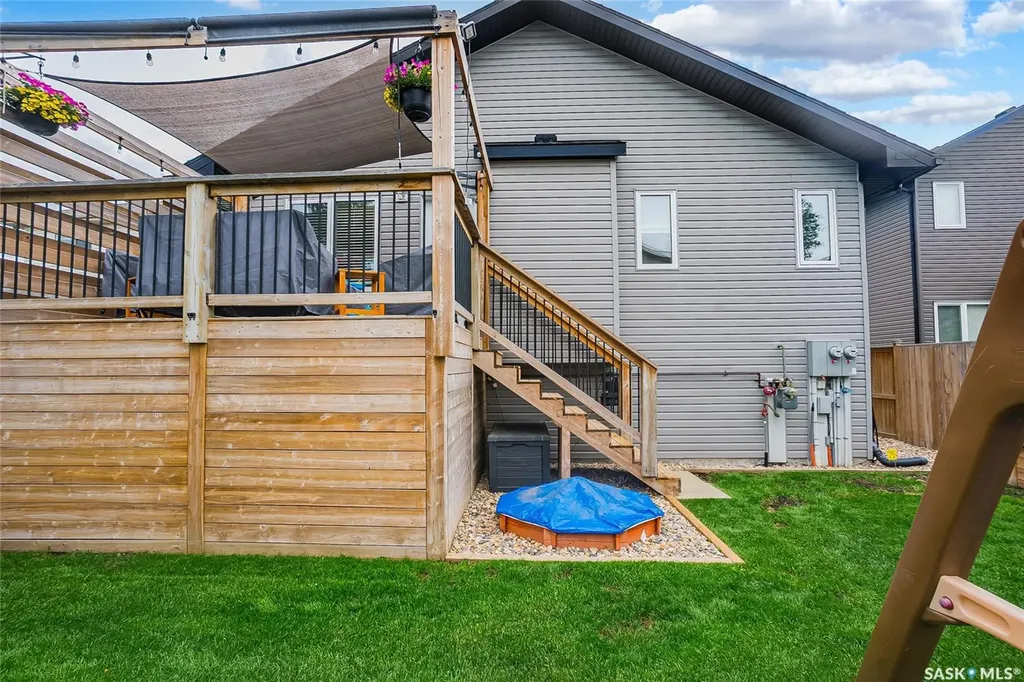 434 Langlois Way Saskatoon SK S7T 0S8