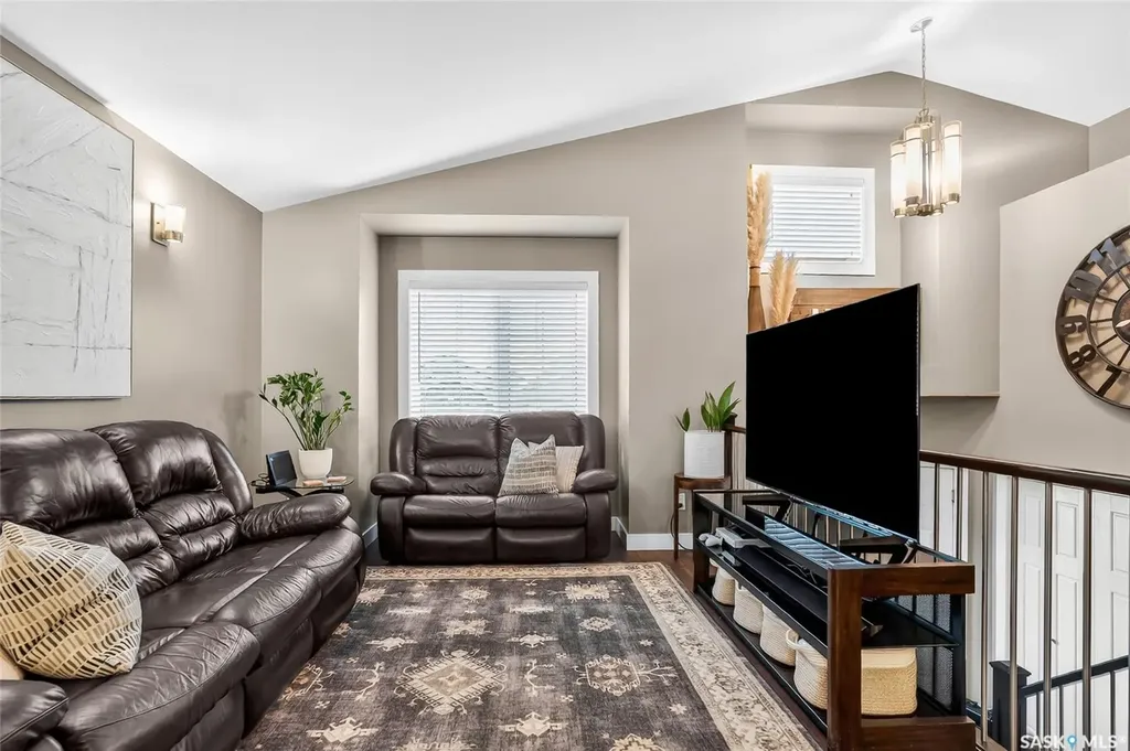 434 Langlois Way Saskatoon SK S7T 0S8