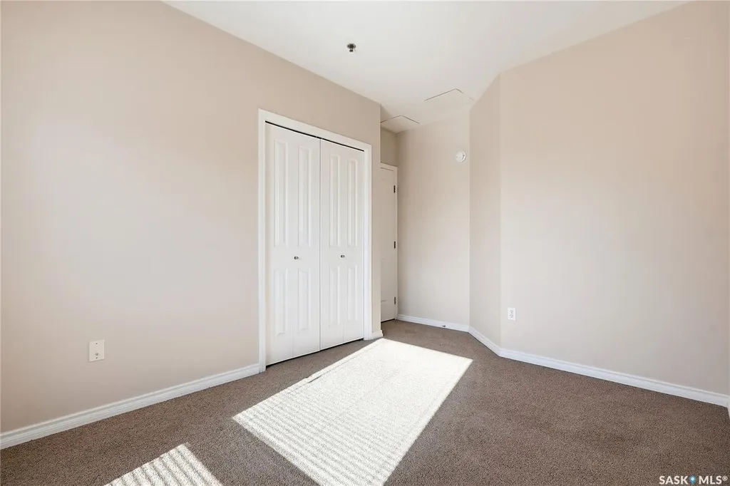 902 Spadina Crescent E Saskatoon SK S7K 0G8