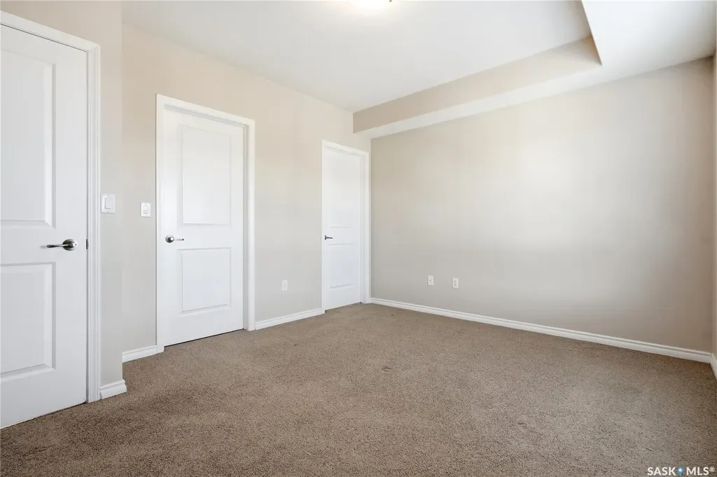 902 Spadina Crescent E Saskatoon SK S7K 0G8