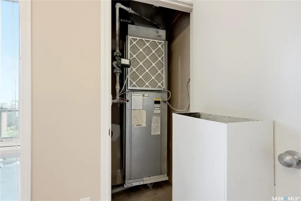 902 Spadina Crescent E Saskatoon SK S7K 0G8