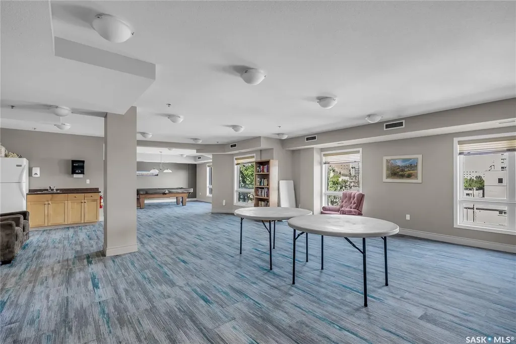 902 Spadina Crescent E Saskatoon SK S7K 0G8