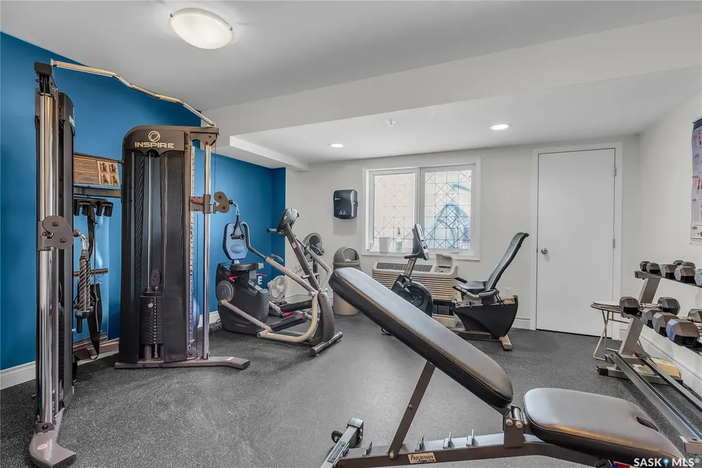 902 Spadina Crescent E Saskatoon SK S7K 0G8