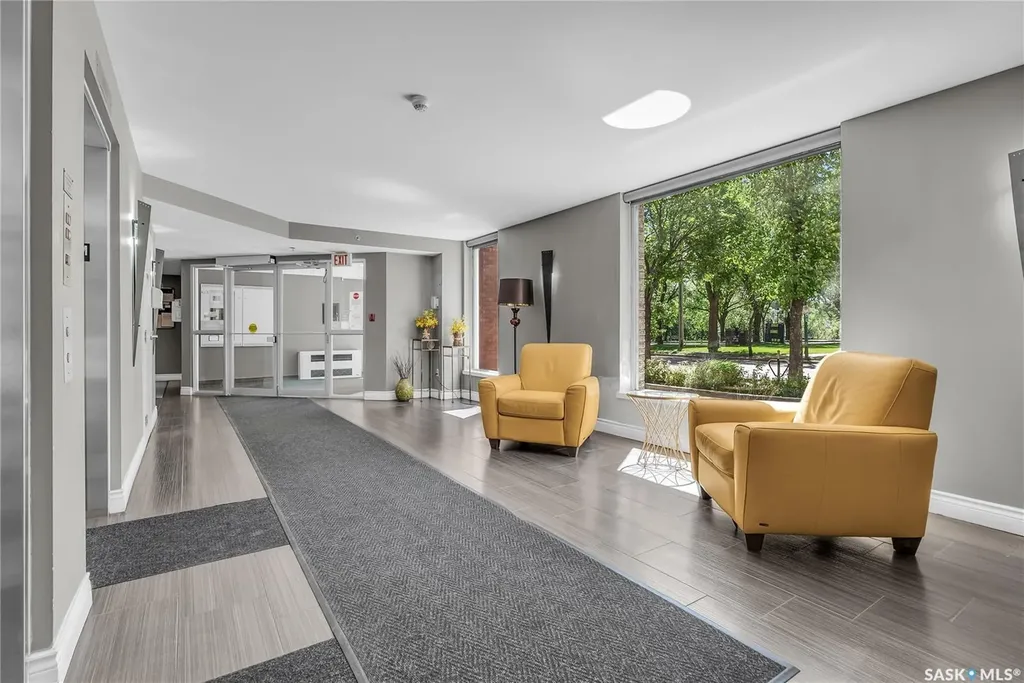 902 Spadina Crescent E Saskatoon SK S7K 0G8