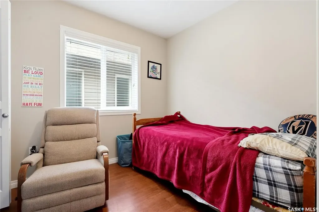 808 Glenview Cove Martensville SK S0K 0A2