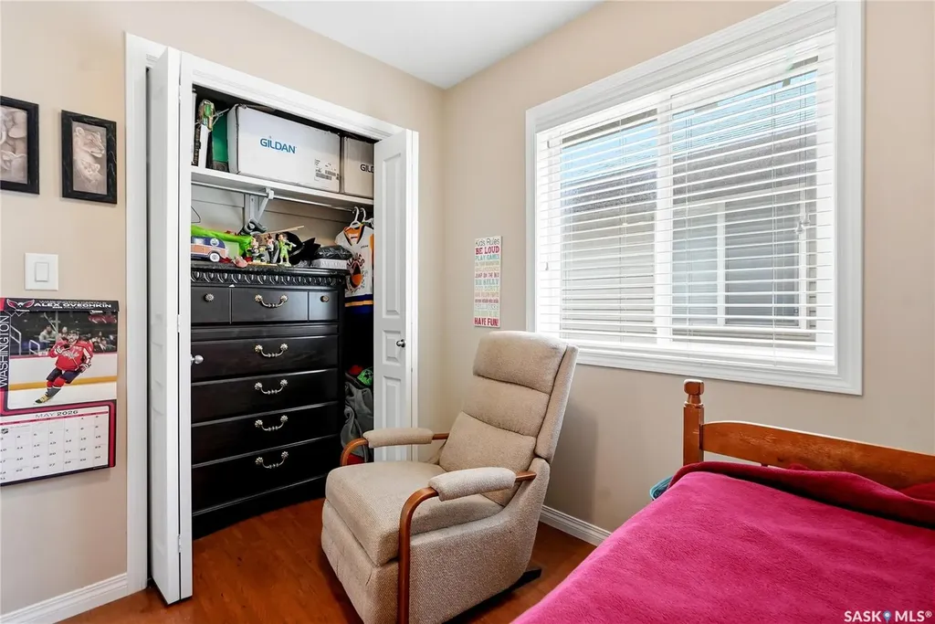 808 Glenview Cove Martensville SK S0K 0A2