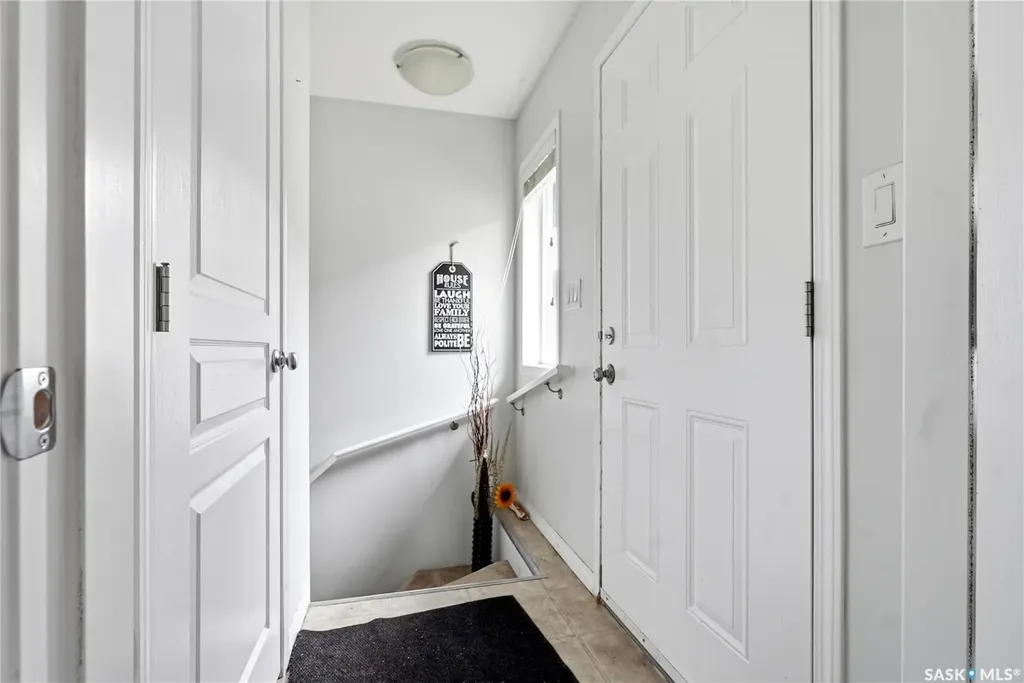 808 Glenview Cove Martensville SK S0K 0A2