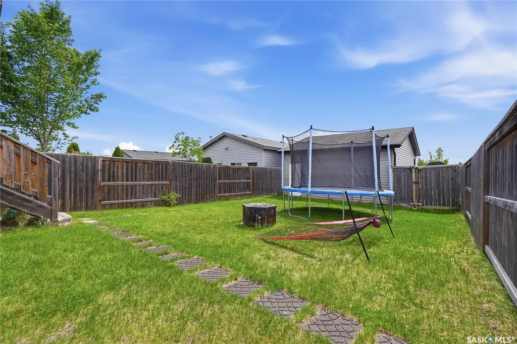 808 Glenview Cove Martensville SK S0K 0A2