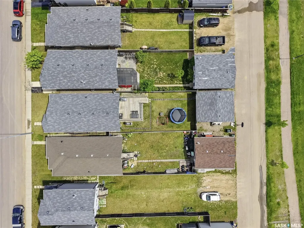 808 Glenview Cove Martensville SK S0K 0A2