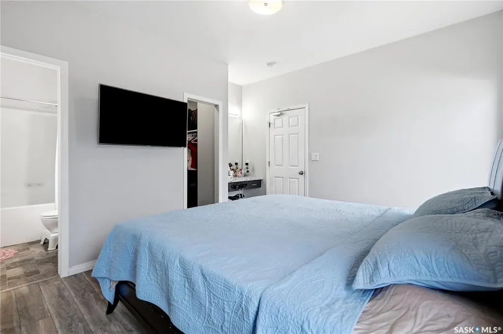 2640 Makowsky Crescent Regina SK S4X 0M8