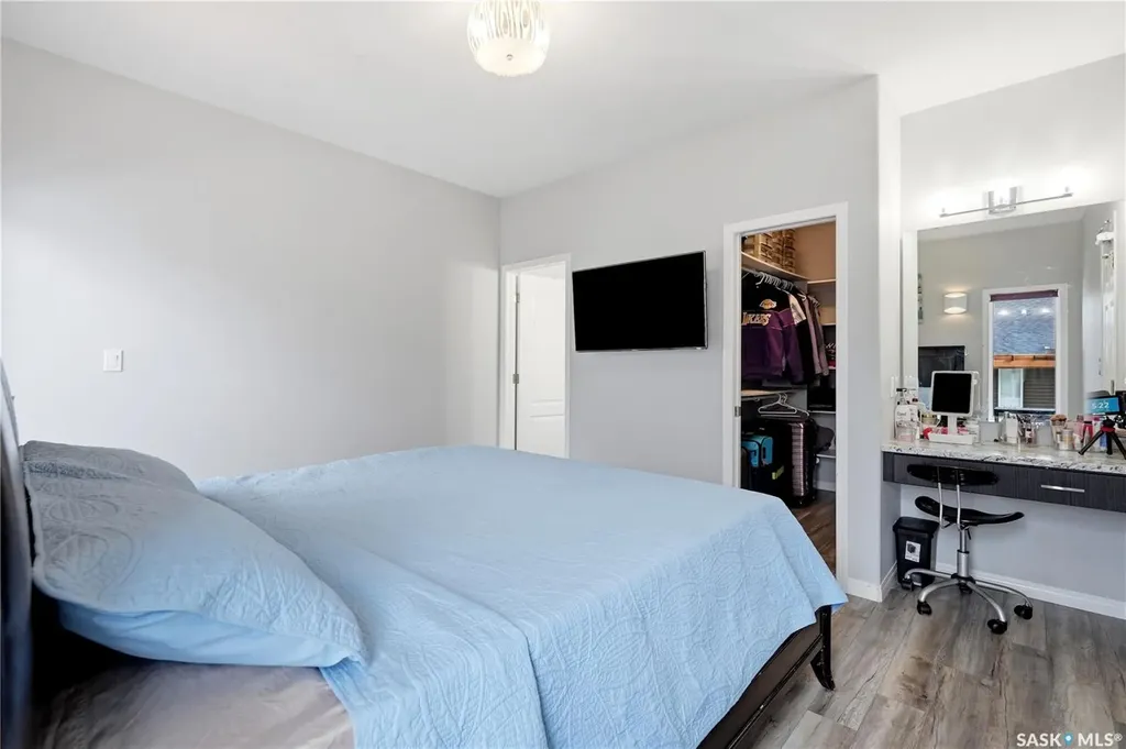 2640 Makowsky Crescent Regina SK S4X 0M8