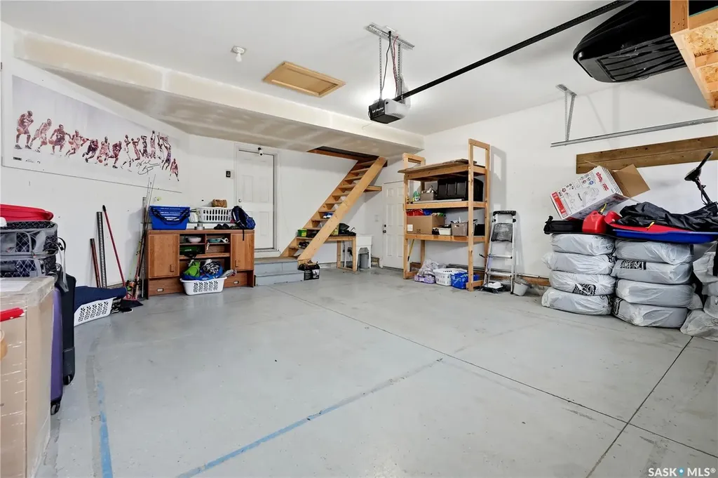 2640 Makowsky Crescent Regina SK S4X 0M8