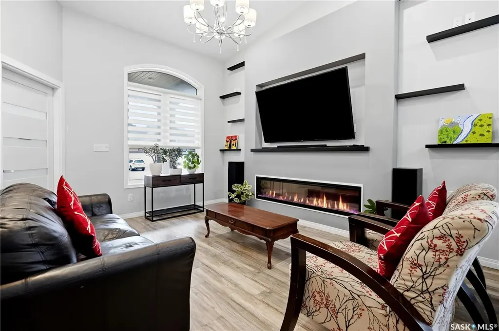 2640 Makowsky Crescent Regina SK S4X 0M8