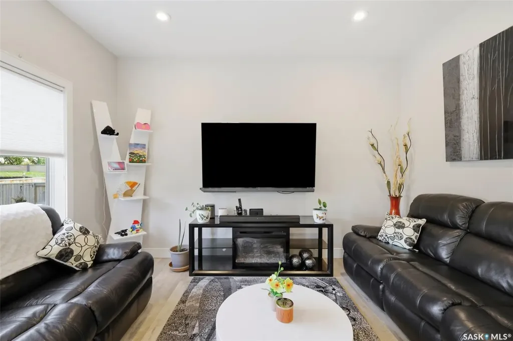 170 Palliser Court Saskatoon SK S7L 4P9