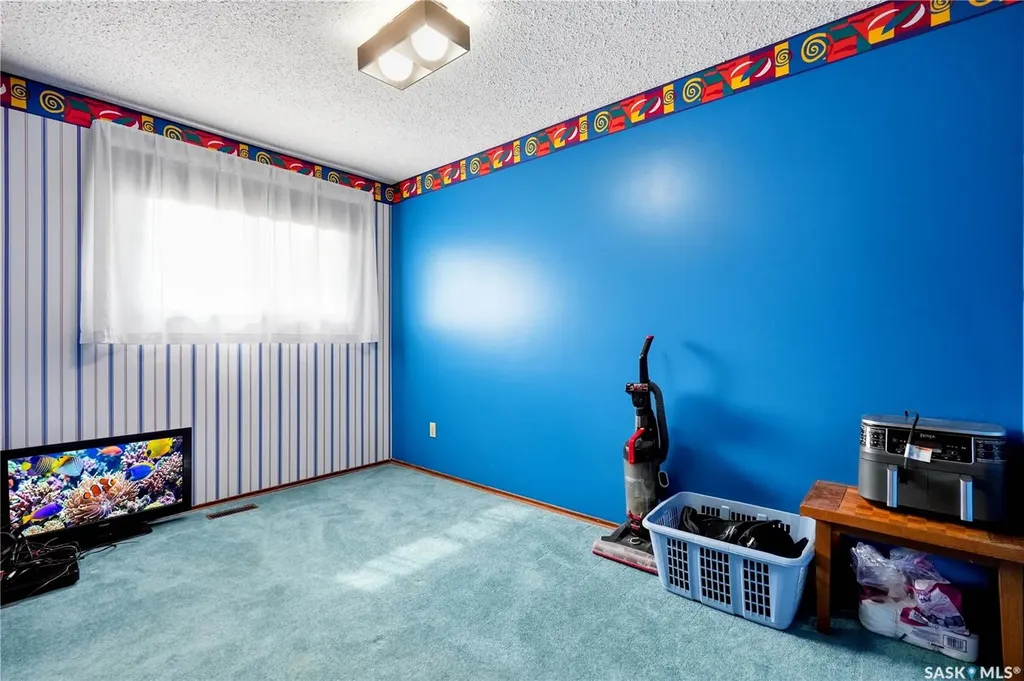 7 Upland Drive Regina SK S4R 0B8