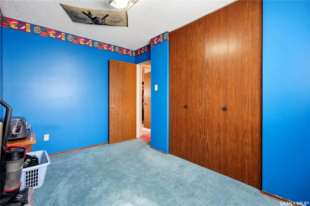 7 Upland Drive Regina SK S4R 0B8