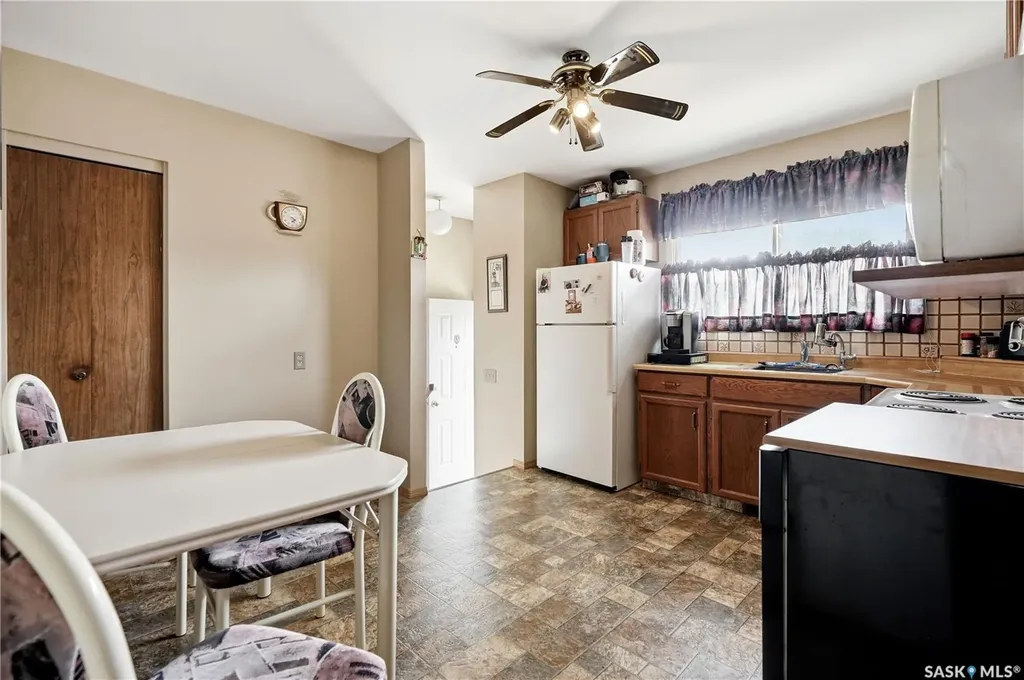 7 Upland Drive Regina SK S4R 0B8