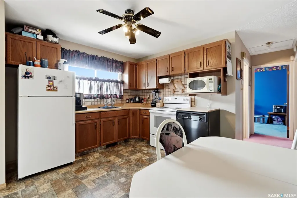 7 Upland Drive Regina SK S4R 0B8