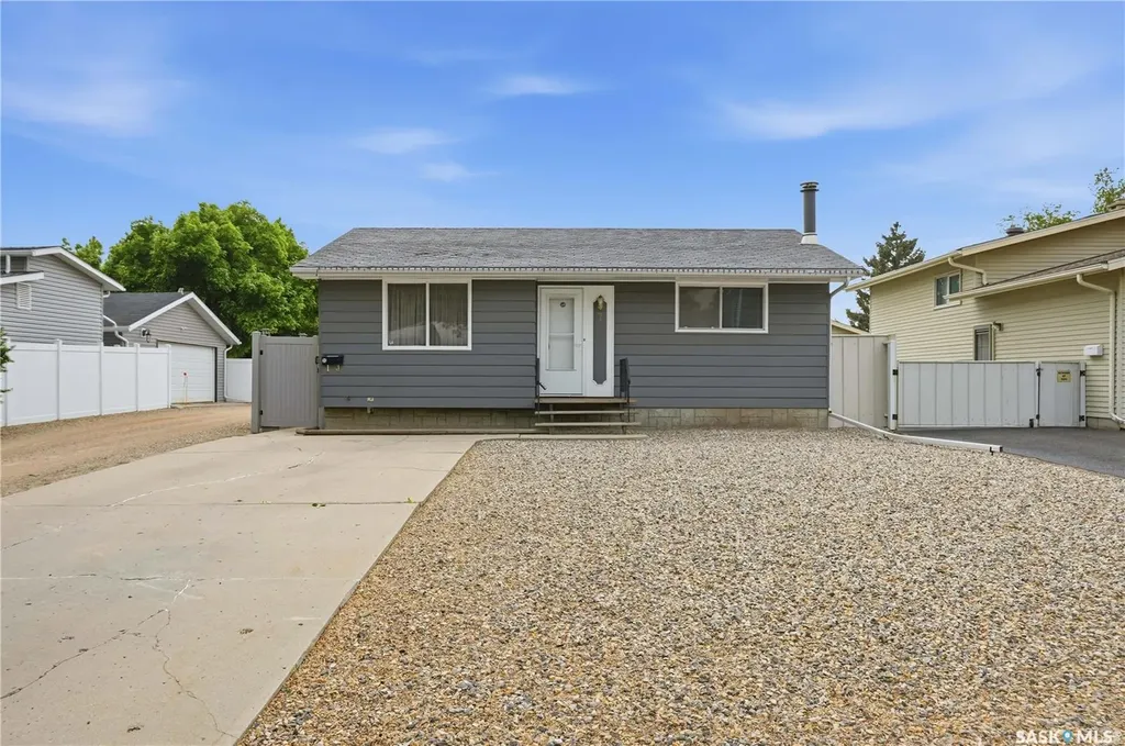 7 Upland Drive Regina SK S4R 0B8