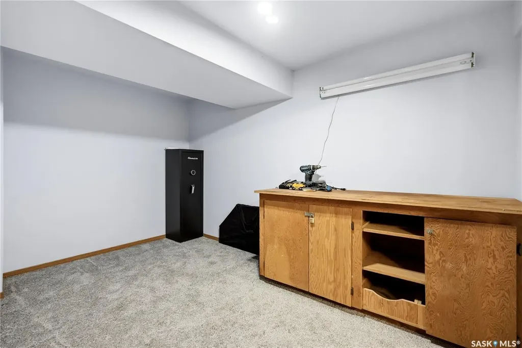 7 Upland Drive Regina SK S4R 0B8