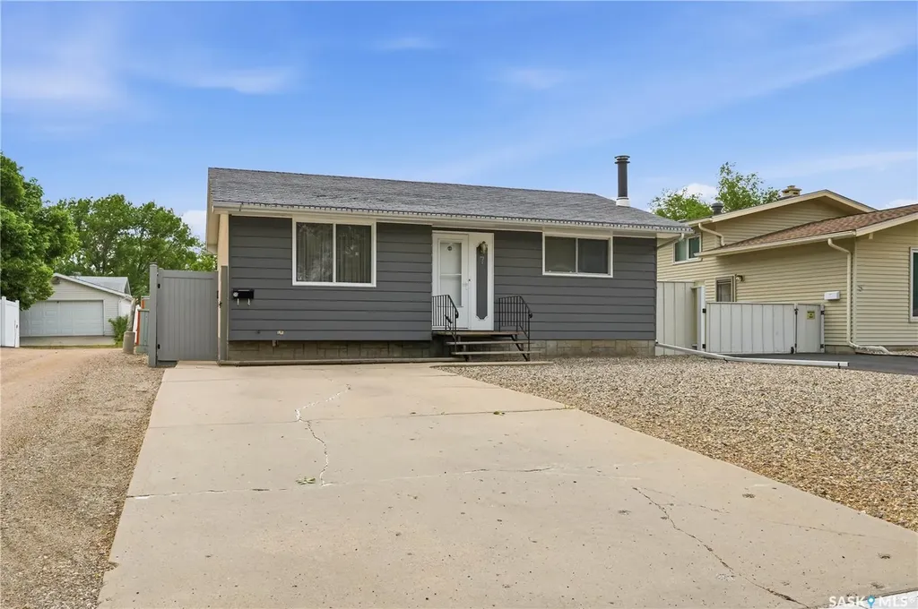 7 Upland Drive Regina SK S4R 0B8