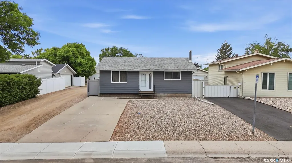 7 Upland Drive Regina SK S4R 0B8