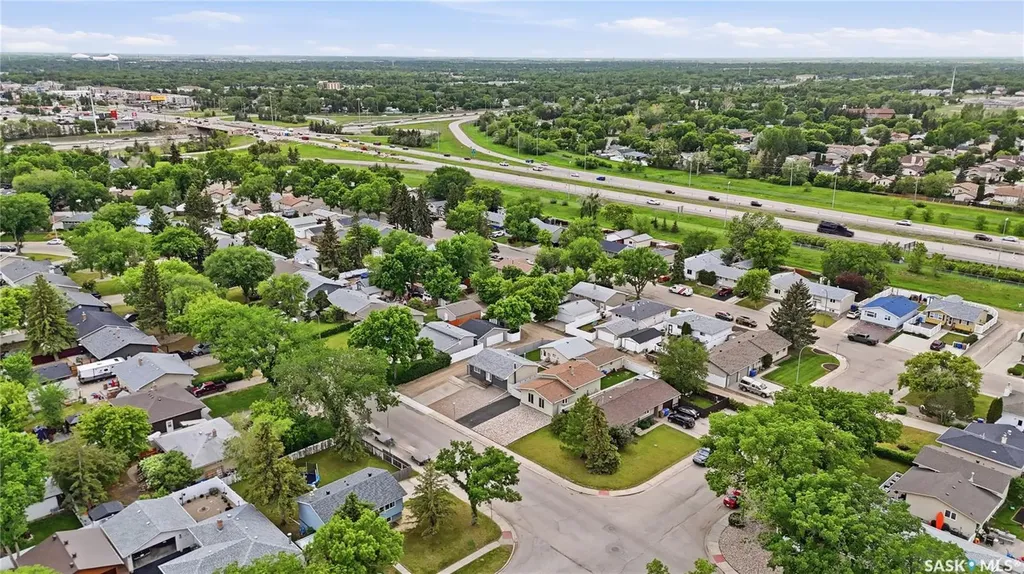 7 Upland Drive Regina SK S4R 0B8
