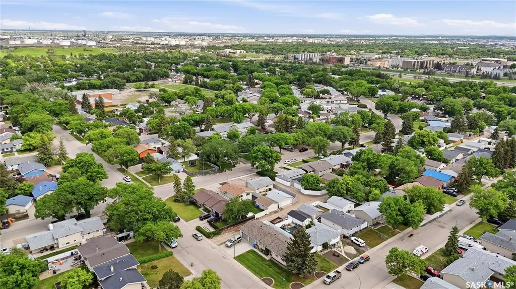 7 Upland Drive Regina SK S4R 0B8