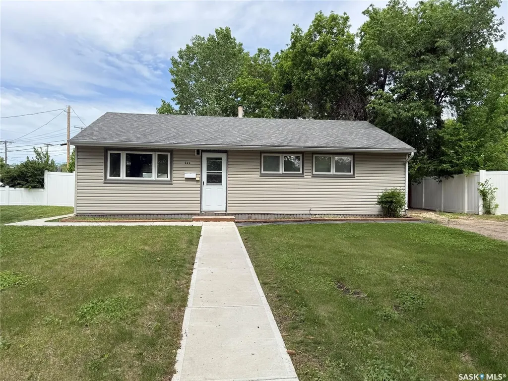 622 Williams Crescent Regina SK S4T 6B2