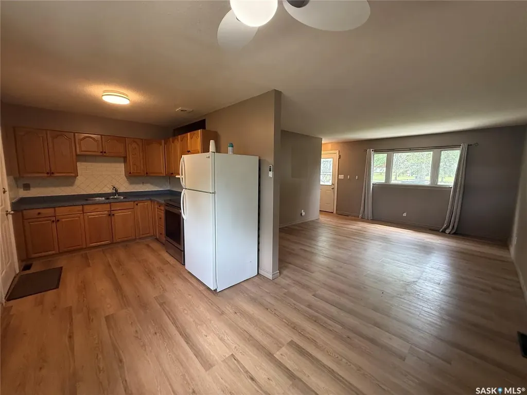 622 Williams Crescent Regina SK S4T 6B2