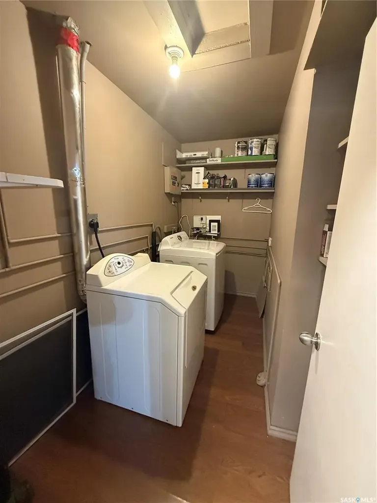 622 Williams Crescent Regina SK S4T 6B2