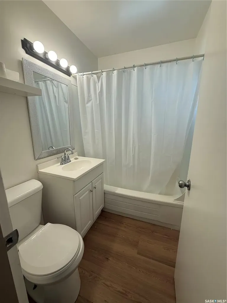 622 Williams Crescent Regina SK S4T 6B2