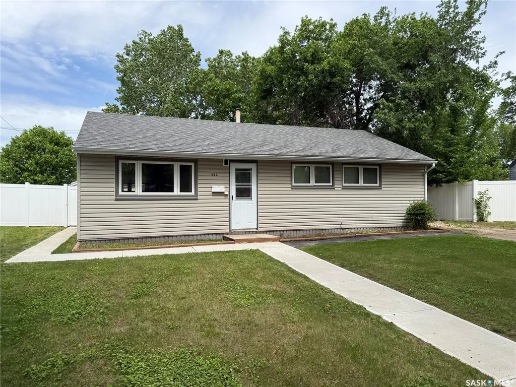622 Williams Crescent Regina SK S4T 6B2