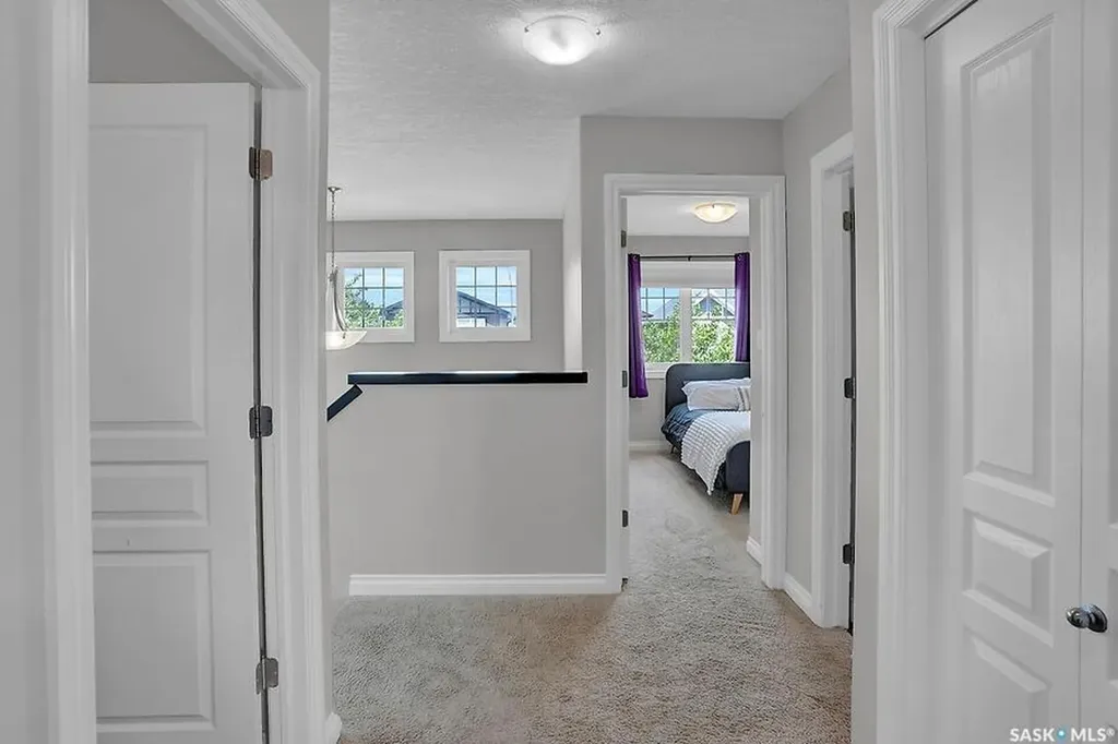 8705 Hincks Lane Regina SK S4Y 0B9
