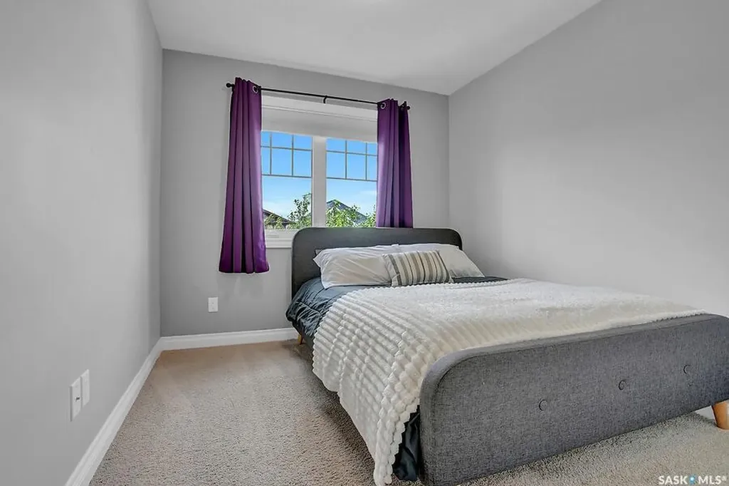 8705 Hincks Lane Regina SK S4Y 0B9