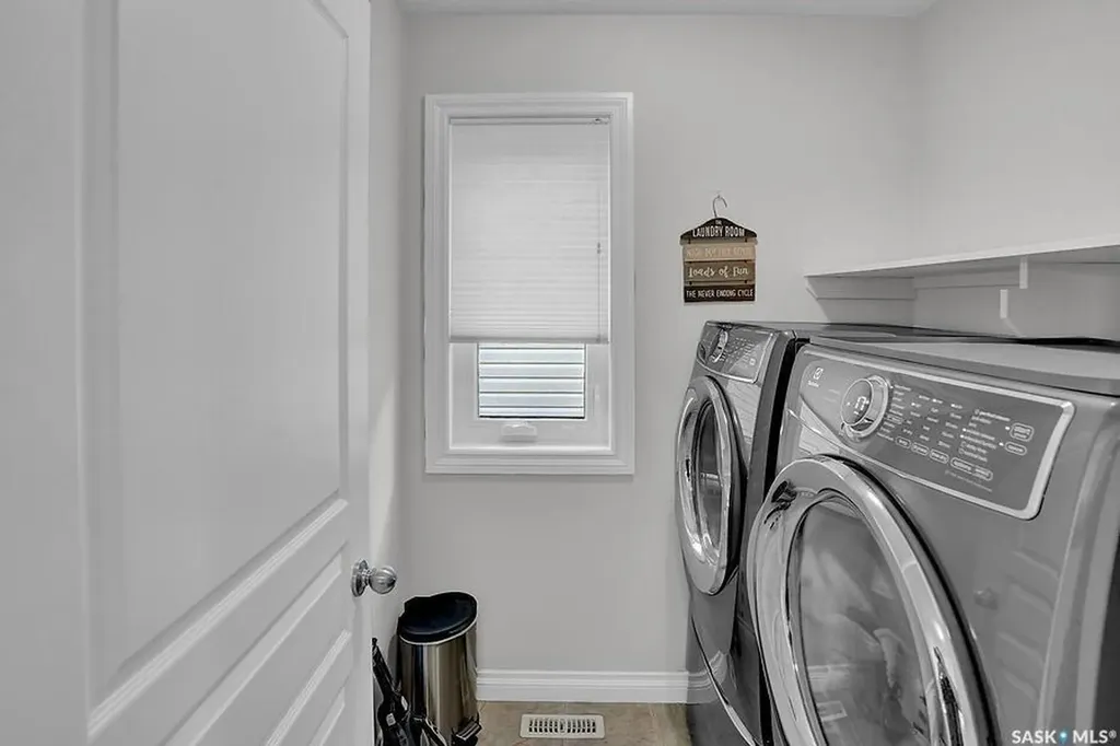 8705 Hincks Lane Regina SK S4Y 0B9