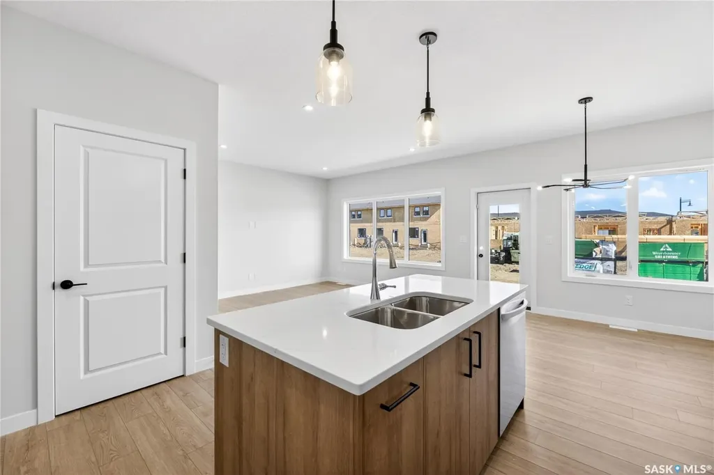 830 Brighton Boulevard Saskatoon SK S7V 2A8