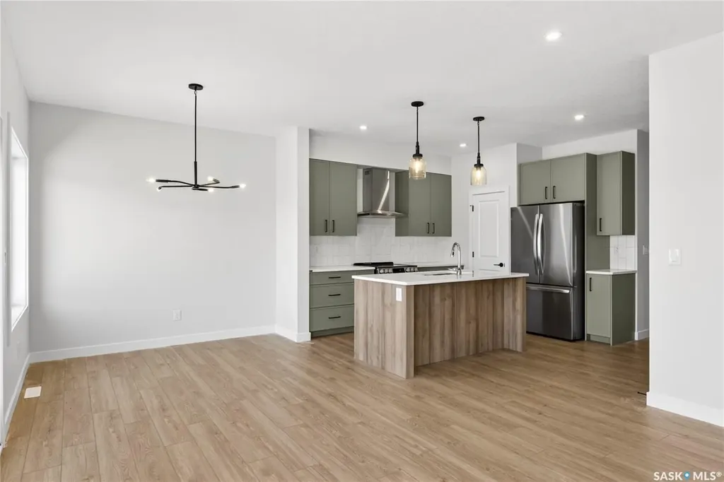 830 Brighton Boulevard Saskatoon SK S7V 2A8