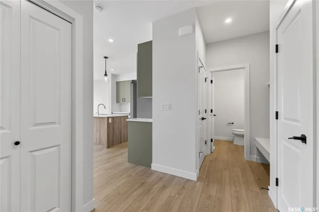 830 Brighton Boulevard Saskatoon SK S7V 2A8