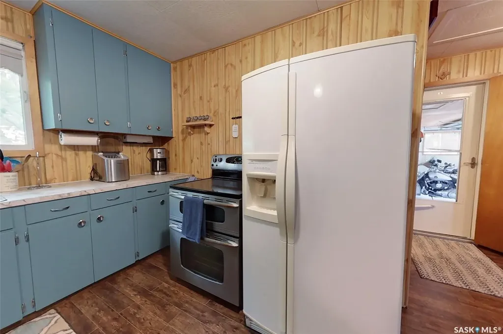 155 Lakeshore Crescent Mckillop Rm No. 220 SK S0G 1C0
