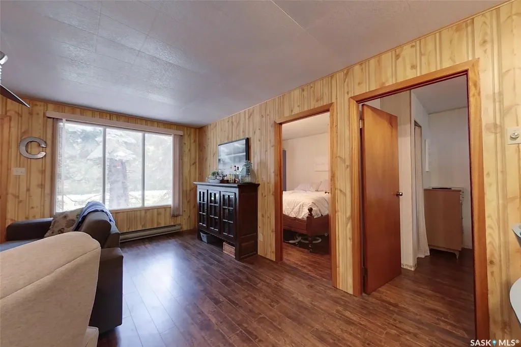 155 Lakeshore Crescent Mckillop Rm No. 220 SK S0G 1C0