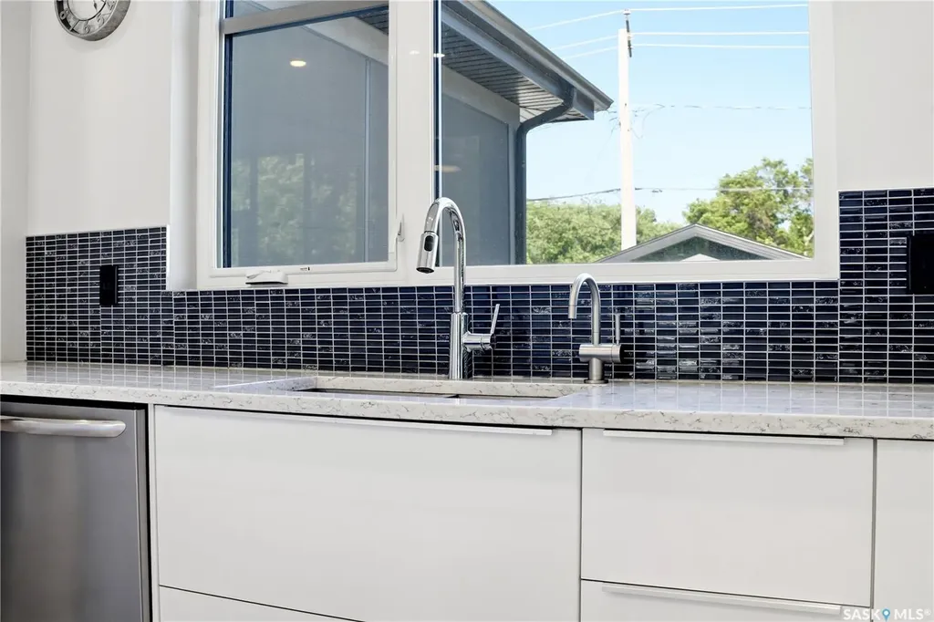 2777 Mcdonald Street Regina SK S4N 2Z9