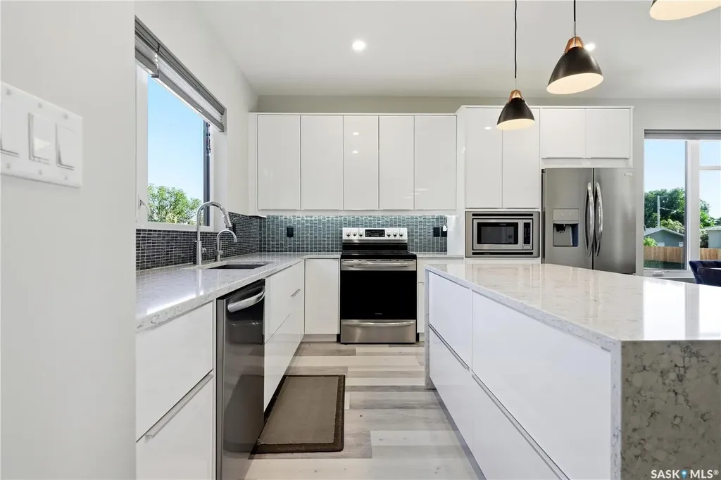 2777 Mcdonald Street Regina SK S4N 2Z9