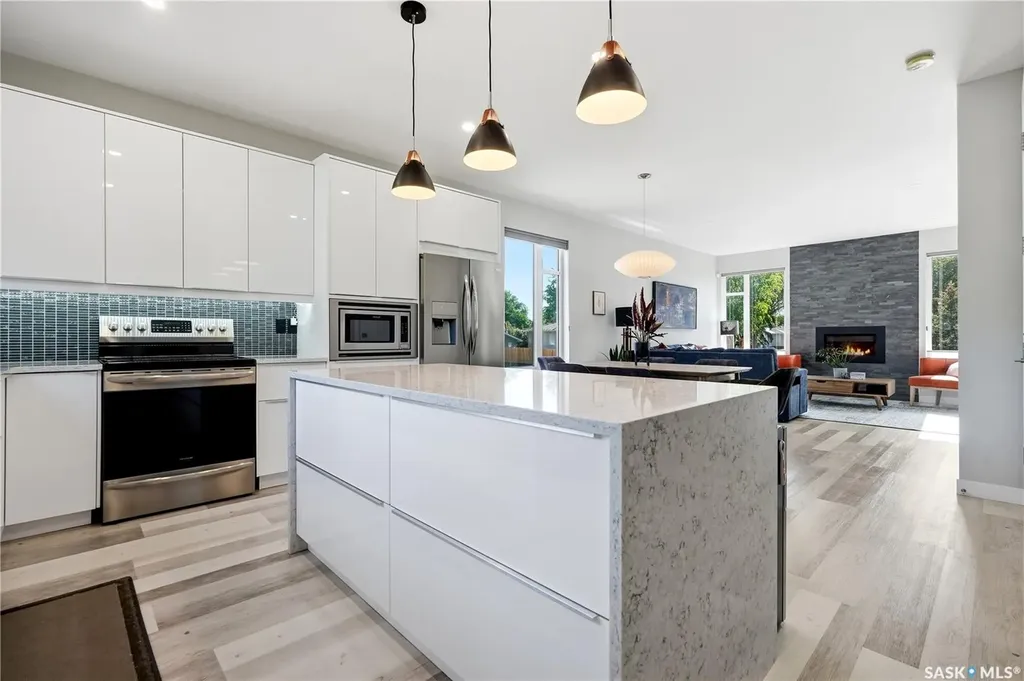 2777 Mcdonald Street Regina SK S4N 2Z9