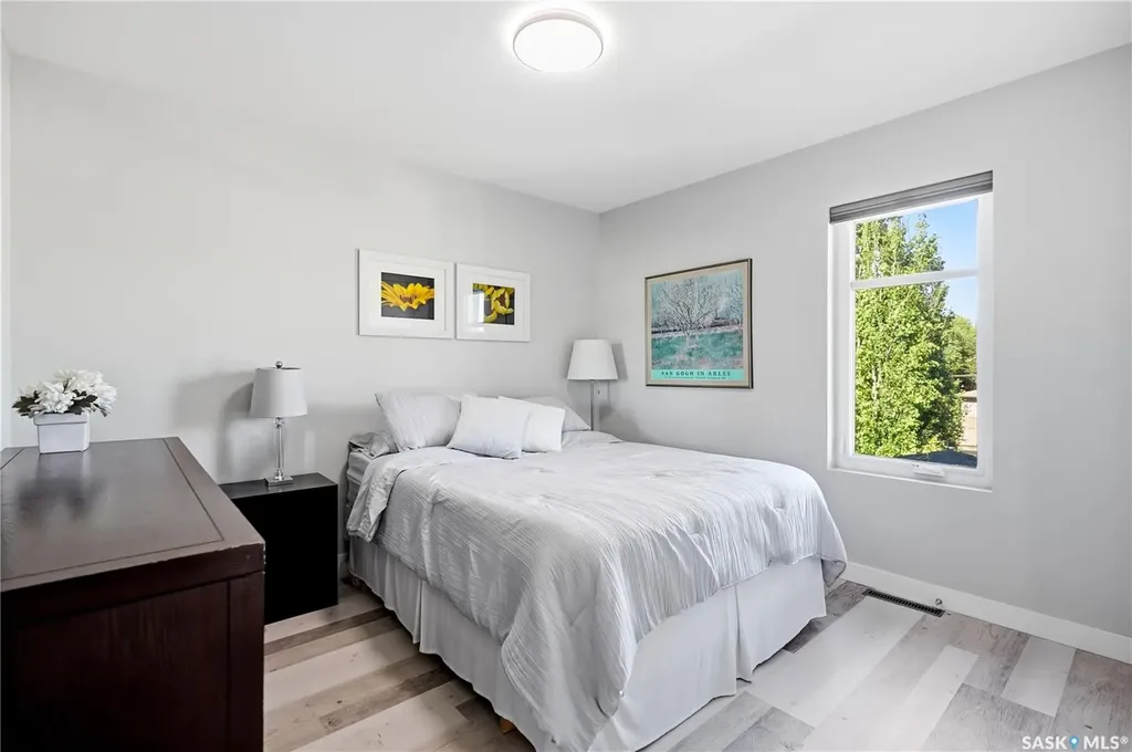 2777 Mcdonald Street Regina SK S4N 2Z9