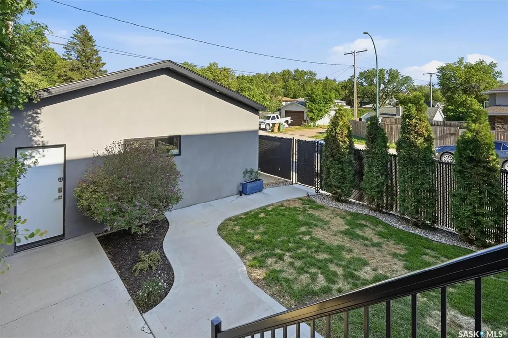 2777 Mcdonald Street Regina SK S4N 2Z9