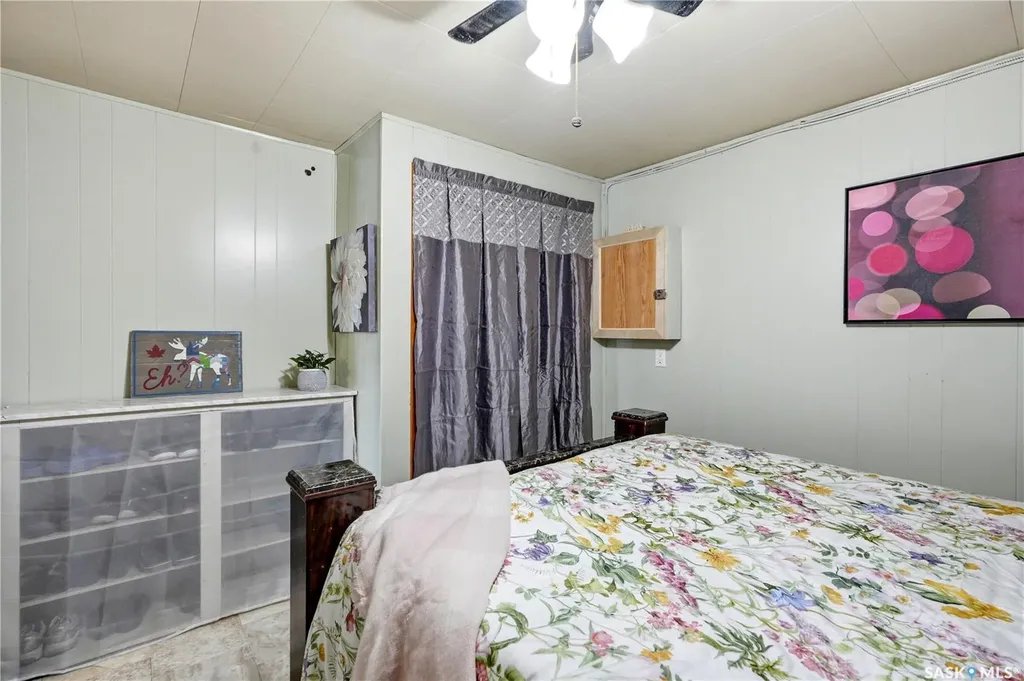 9031 Hunts Cove Crescent Cochin SK S0M 0L0