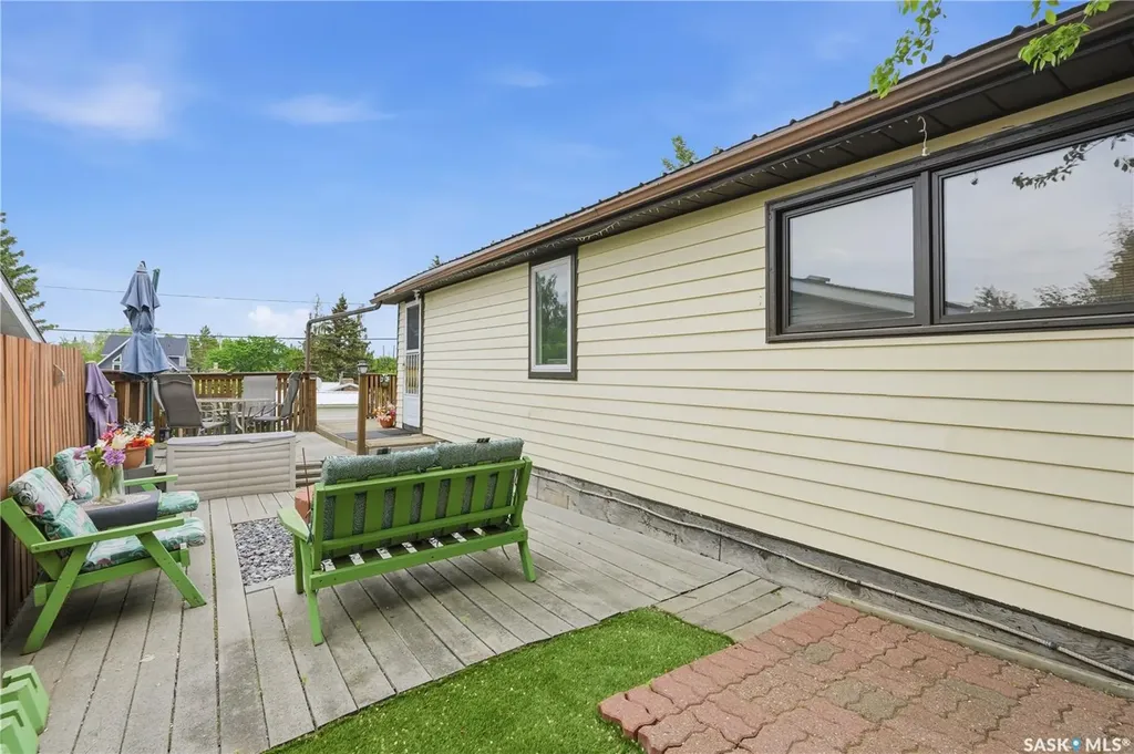 9031 Hunts Cove Crescent Cochin SK S0M 0L0