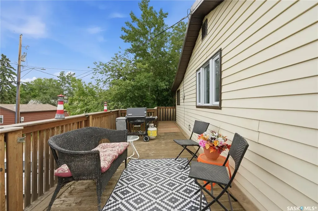 9031 Hunts Cove Crescent Cochin SK S0M 0L0